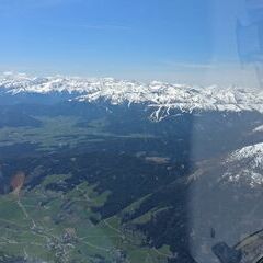 Flugwegposition um 11:31:56: Aufgenommen in der Nähe von Gemeinde Lessach, 5575, Österreich in 2676 Meter